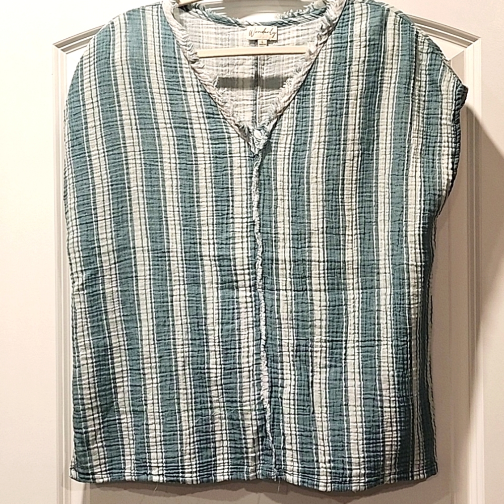 Wonderly women's top